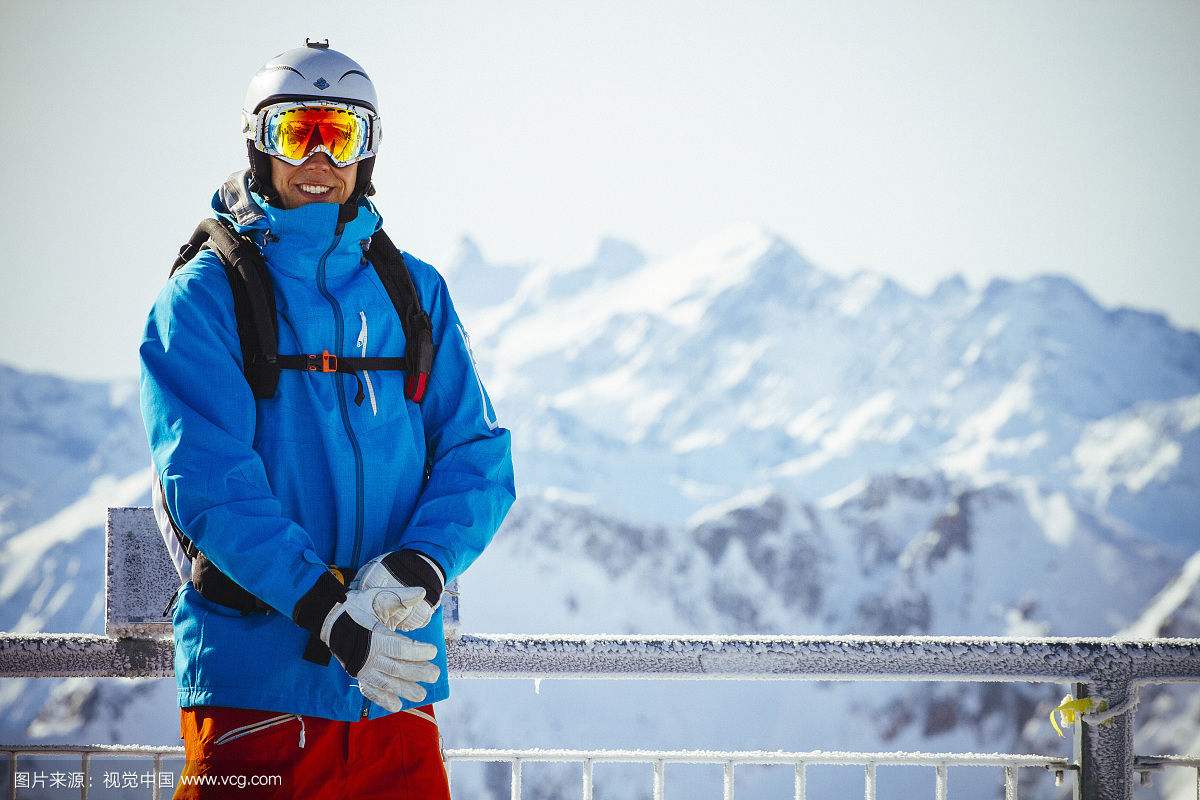 一篇文章告訴你，滑雪服和沖鋒衣羽絨服有什么區別